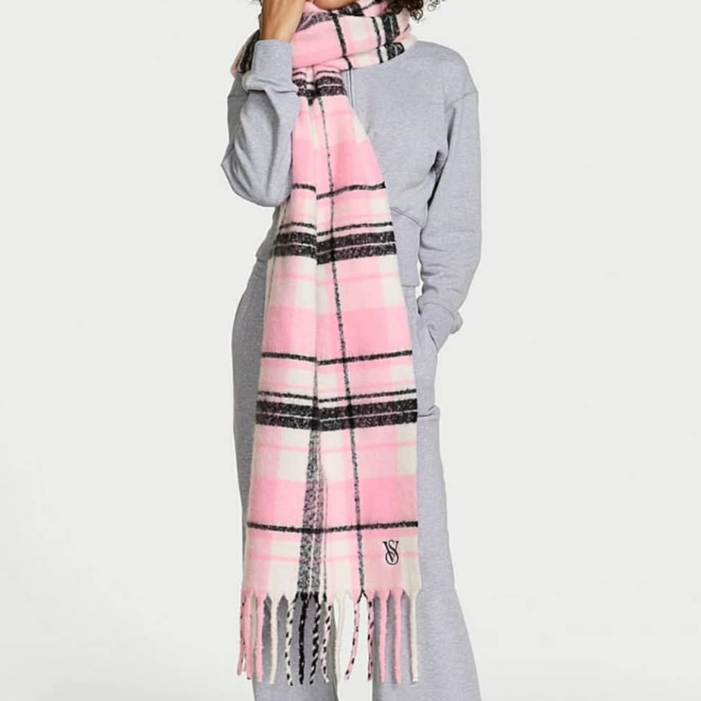 Victoria's Secret Pink and Black Checkered Scarf NWT - Picture 2 of 8